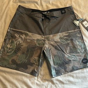 RVCA Boardshorts